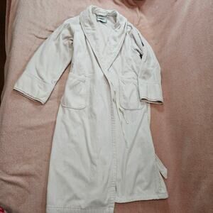 Laura Ashley Women's 100% Cotton Terry Cloth Shawl Collar Robe *please read*